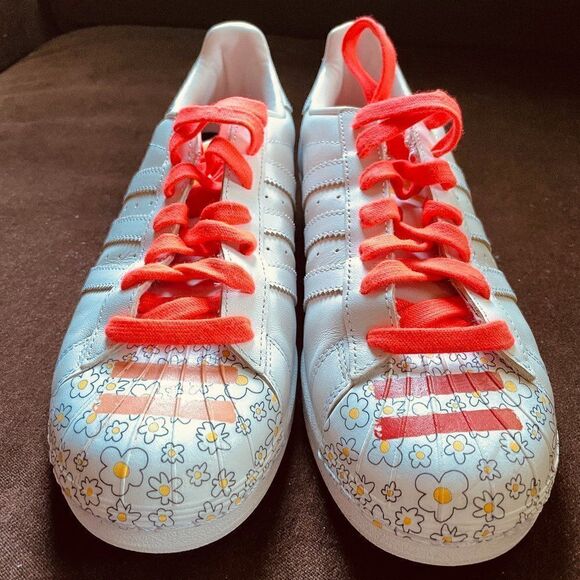 Mint cond adidas Pharrell Williams superstar 9.5 - Picture 2 of 12